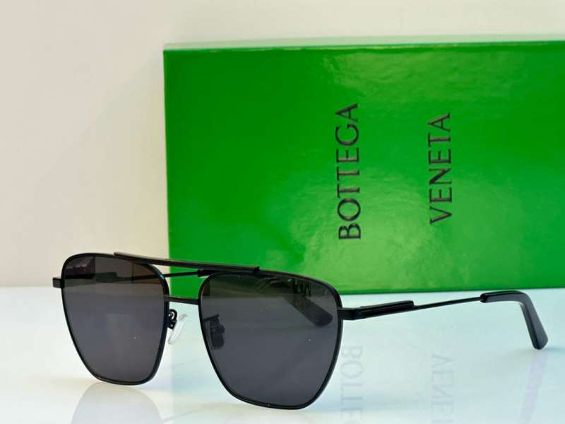 Picture of Bottega Veneta Sunglasses _SKUfw55533315fw